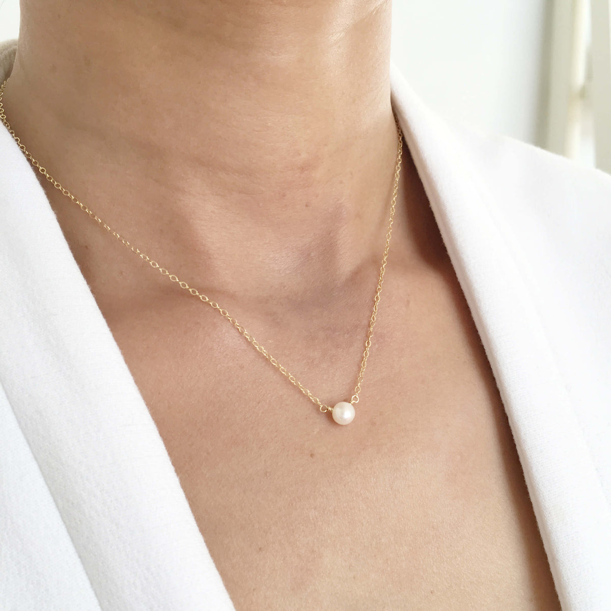 Simple Pearl Necklace in Solid 14K Gold with Large Genuine