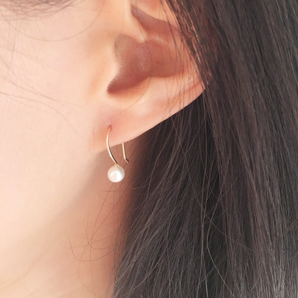 Pearl drop earrings are cute earrings great for everyday wear.