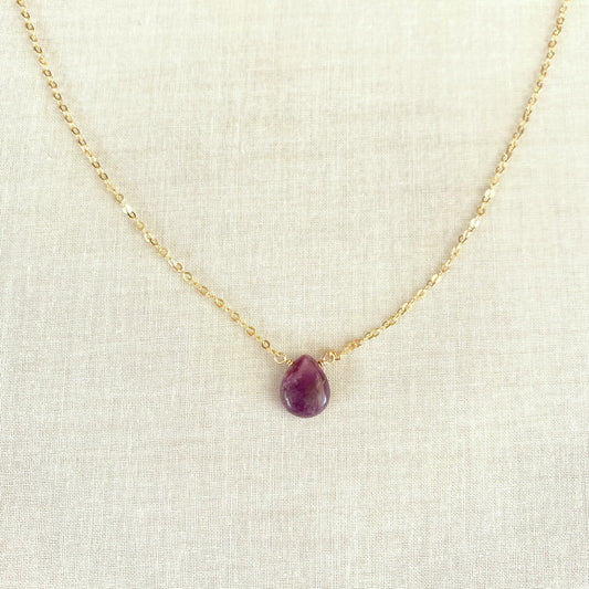 This Lepidolite necklace is made of genuine Lepidolite with gold chain. It look very similar to Amethyst but it's a totally different crystal.