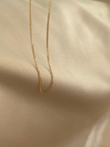 This is an Italian 14k solid gold diamond cut curb chain necklace. It's made of high quality solid 14k gold. 