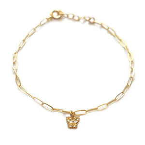 This 14k butterfly bracelet is made of 14k solid gold butterfly charm with 14k paperclip chain.