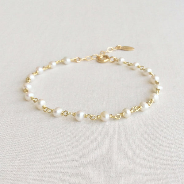 this pearl bracelet is great for wedding day.  It's simple and elegant. 