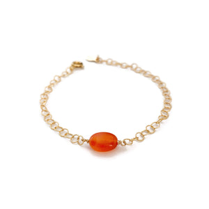 This is a carnelian crystal bracelet. Carnelian is crystal for attraction. It helps you boosting your energy and attracting others. 